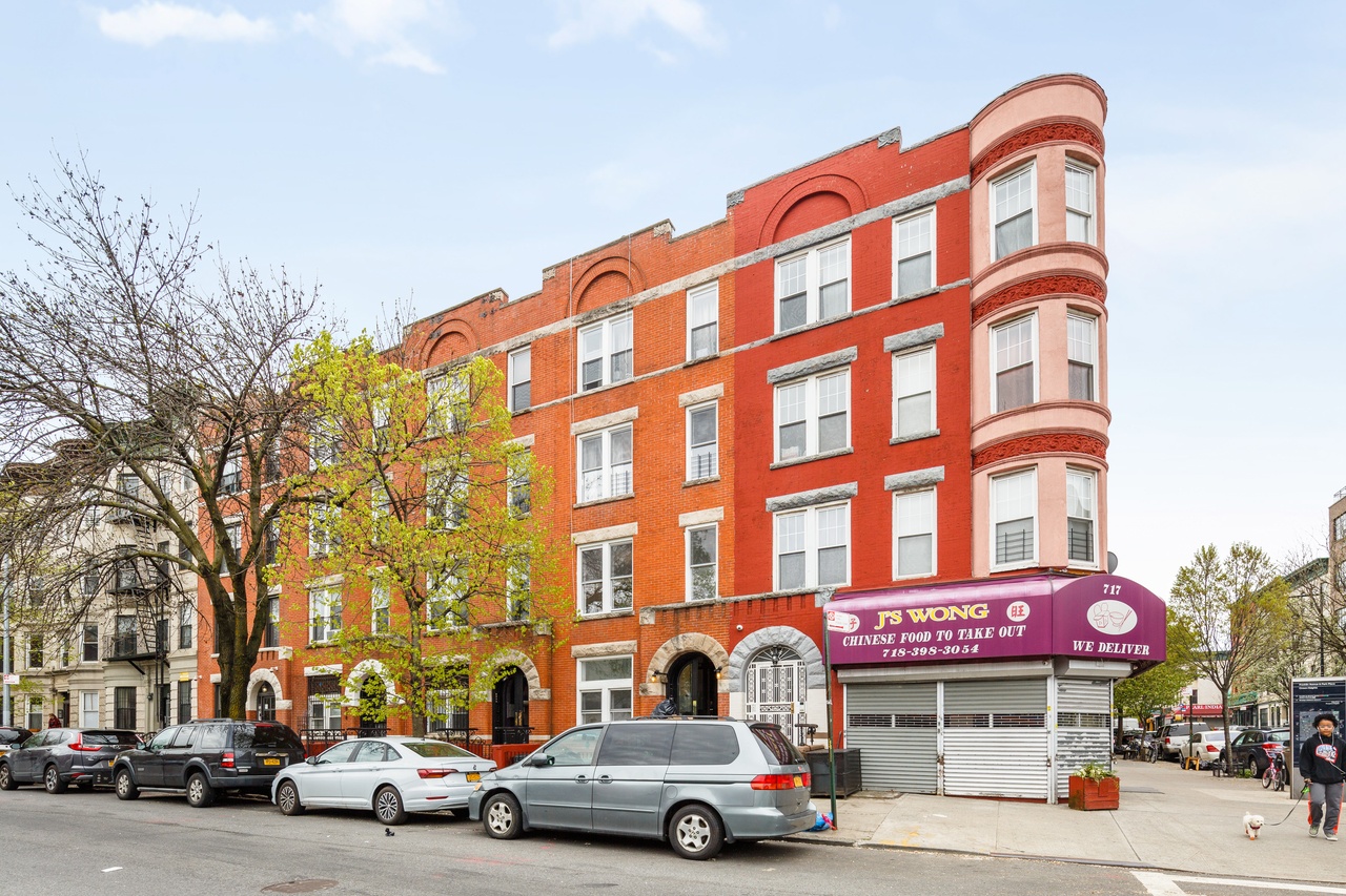 #168: Prospect Heights - Twin Bedroom 2A - 14