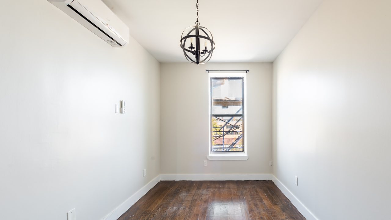 #1626: Bushwick - Full Bedroom D - 1
