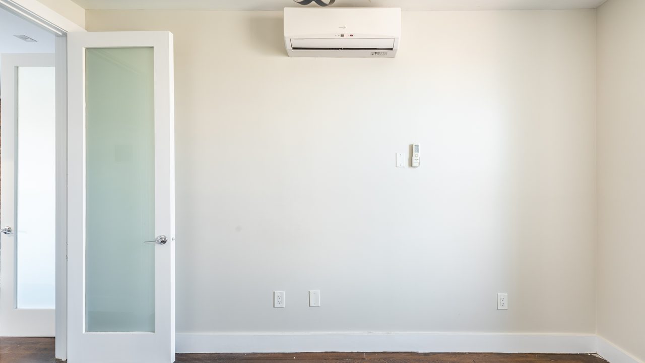 #1626: Bushwick - Full Bedroom D - 3