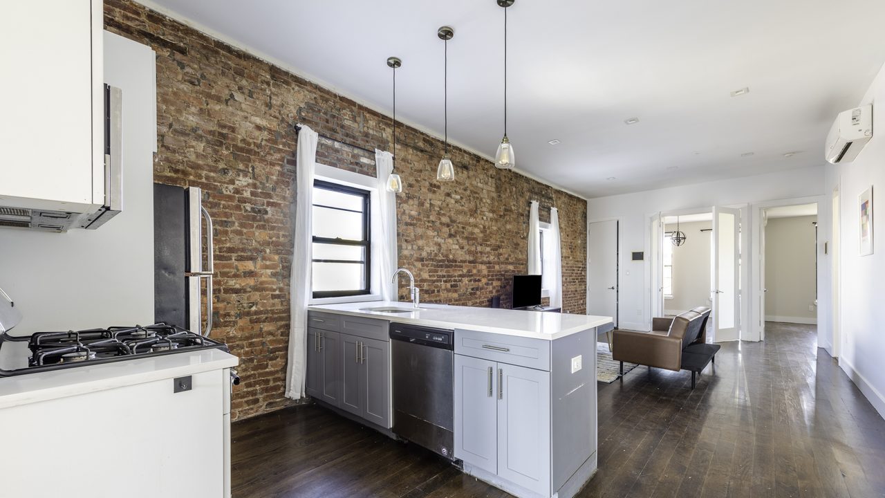 #1626: Bushwick - Full Bedroom D - 5