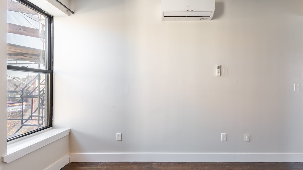 #1626: Bushwick - Full Bedroom C - 6