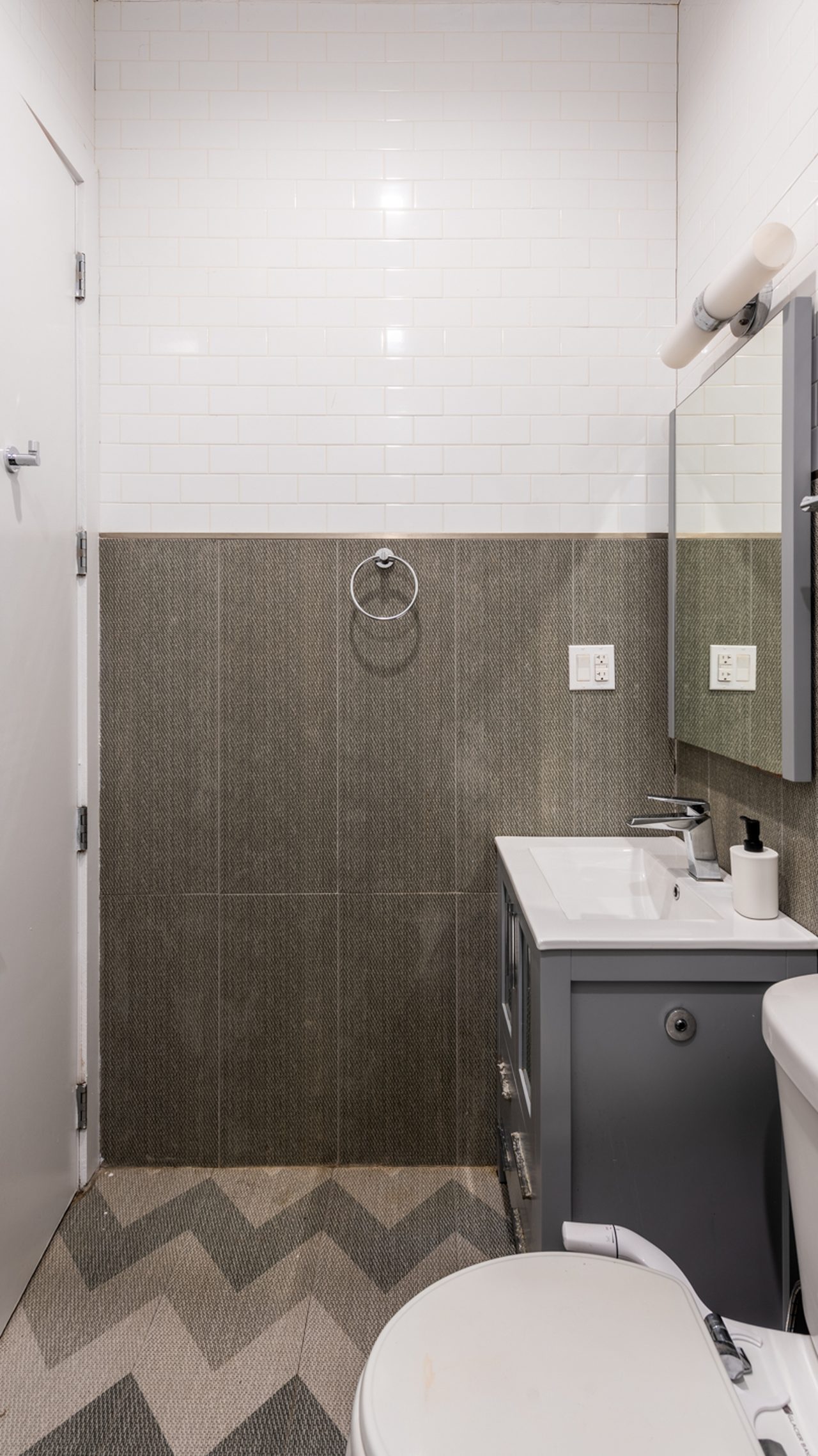  #1626: Bushwick - Full Bedroom A  -  #1626: Bushwick  - Gallery -  13