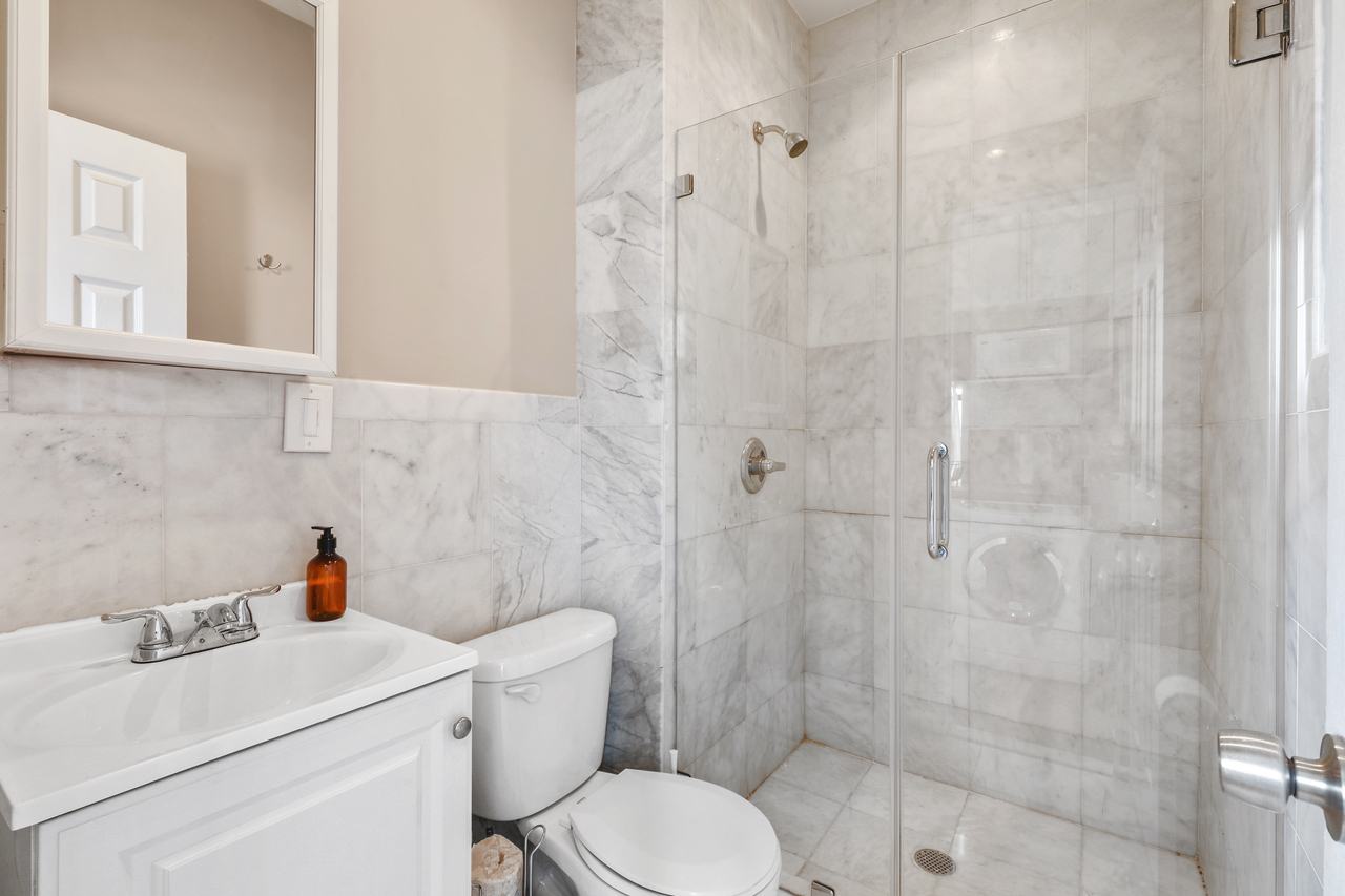  #498: Columbus Circle - Full Bedroom B  -  #498: Columbus Circle  - Gallery -  6