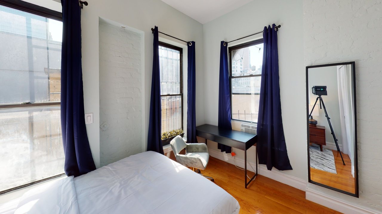 #498: Columbus Circle - Full Bedroom B - 12