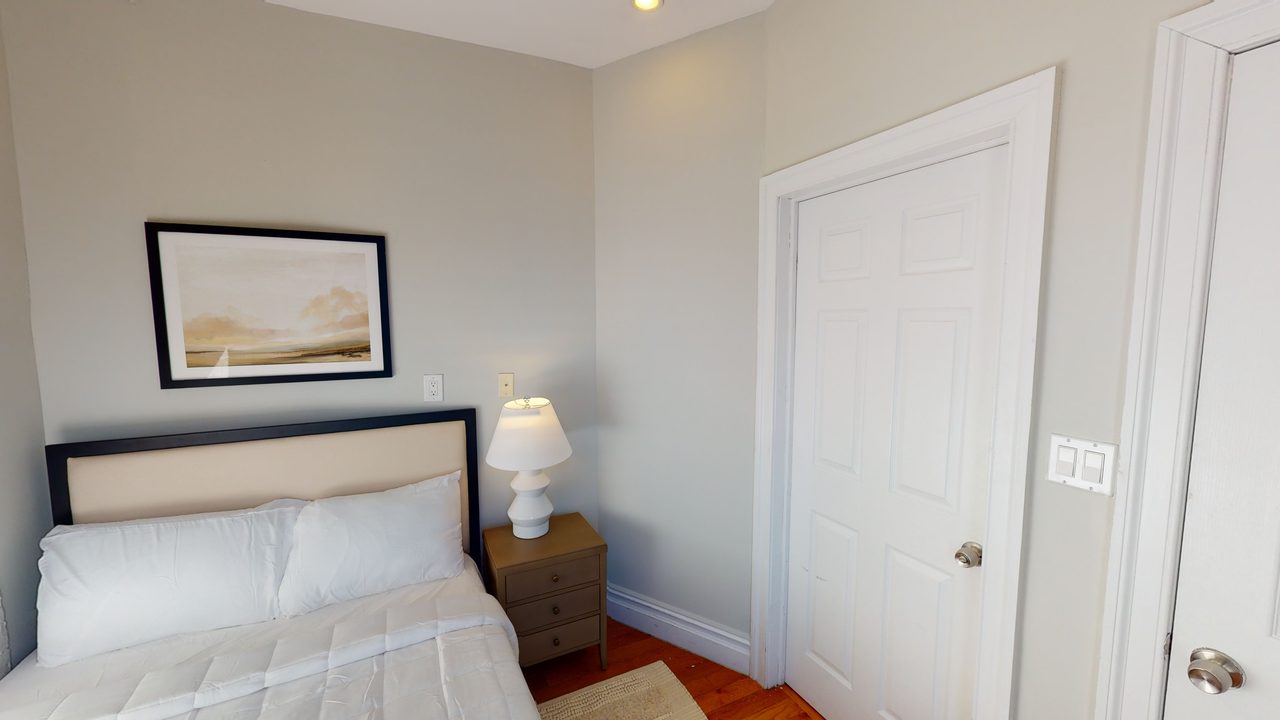 #707: Columbus Circle - Full Bedroom A - 11
