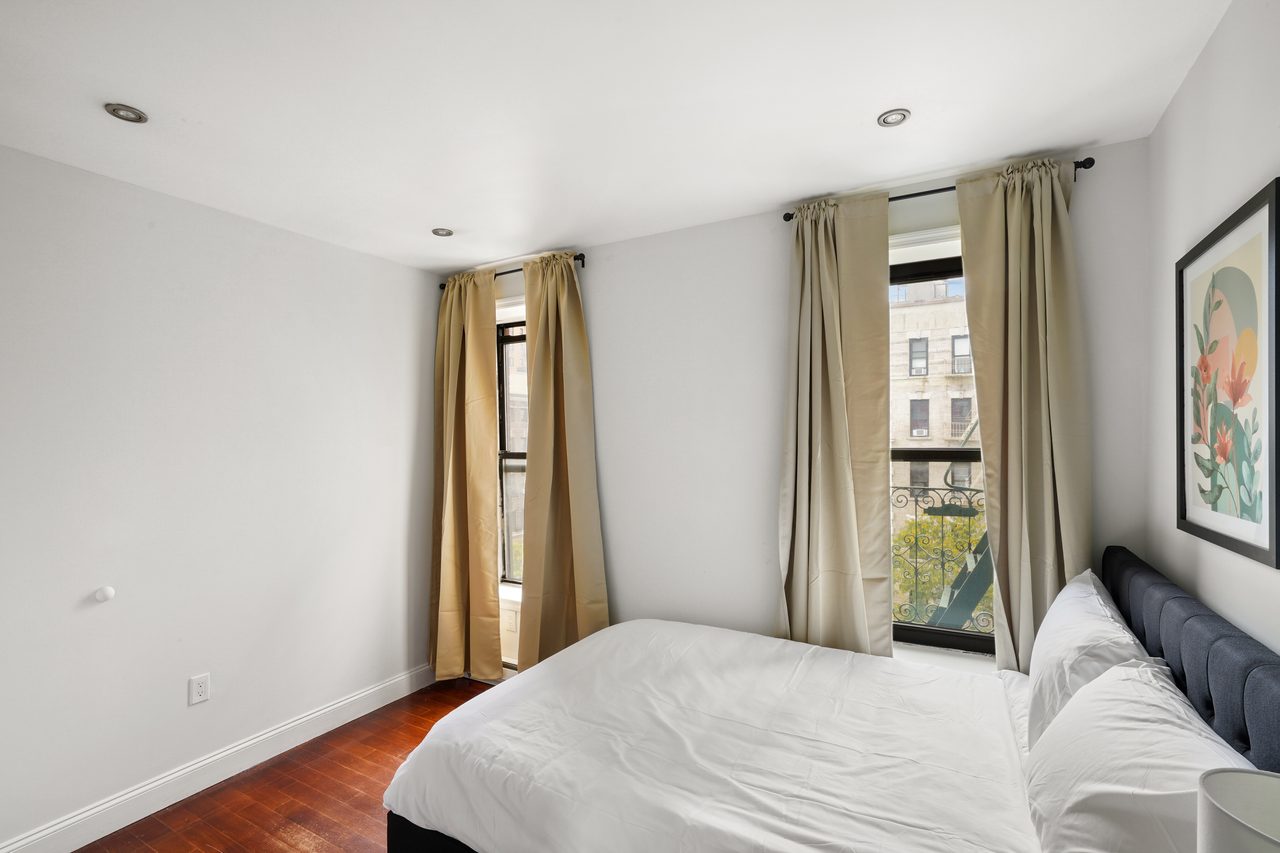 #786: Upper West Side - Full Bedroom B - 8