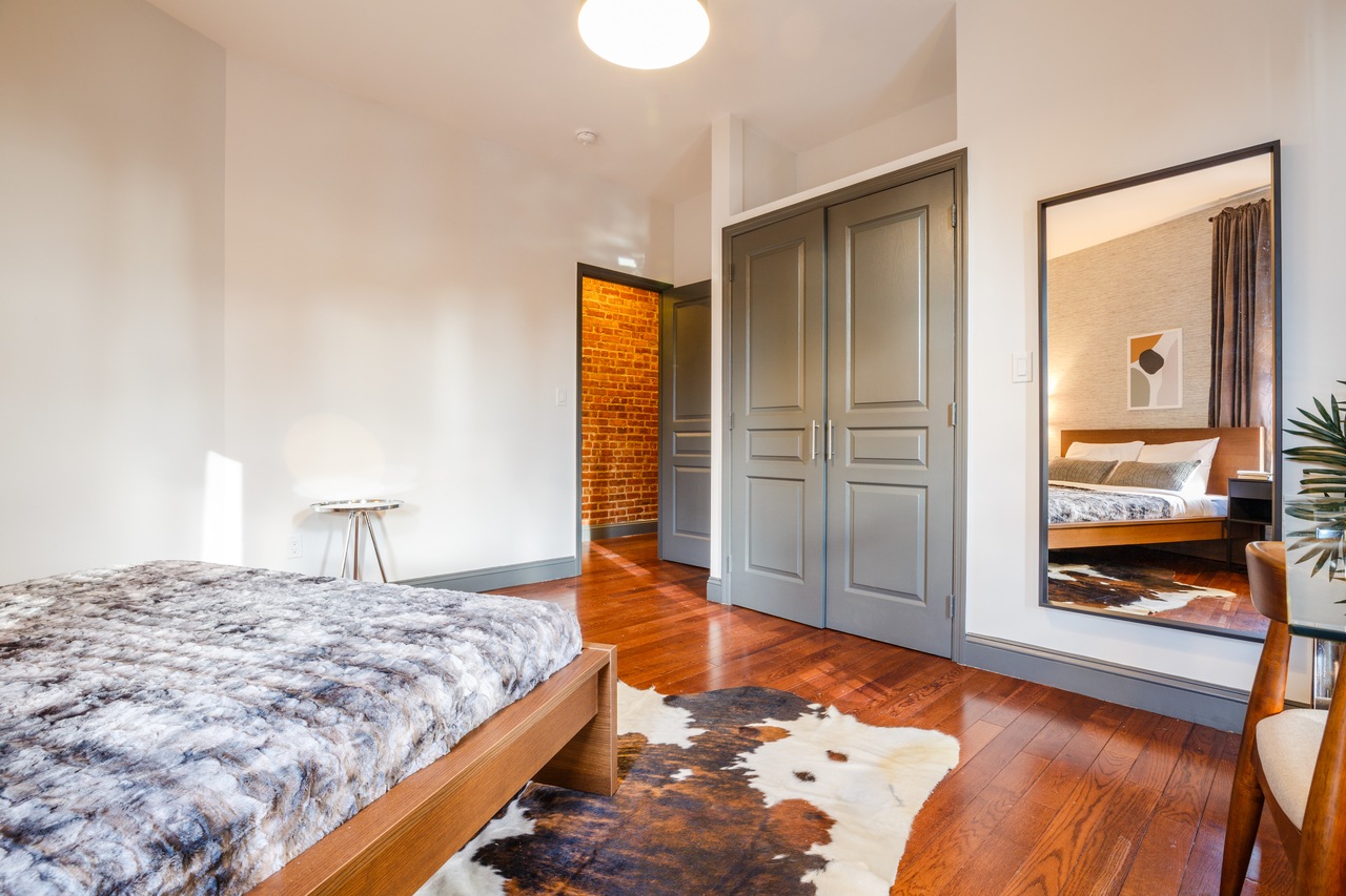 #238: West Harlem - Queen Bedroom C - #238: West Harlem - Gallery - 8