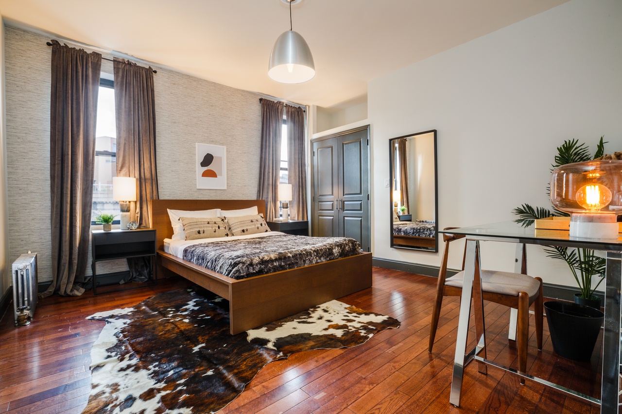 #238: West Harlem - Queen Bedroom B - #238: West Harlem - Gallery - 8