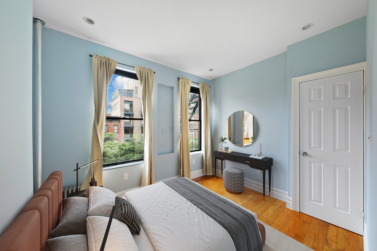 #710: Columbus Circle - Queen Bedroom B - 2