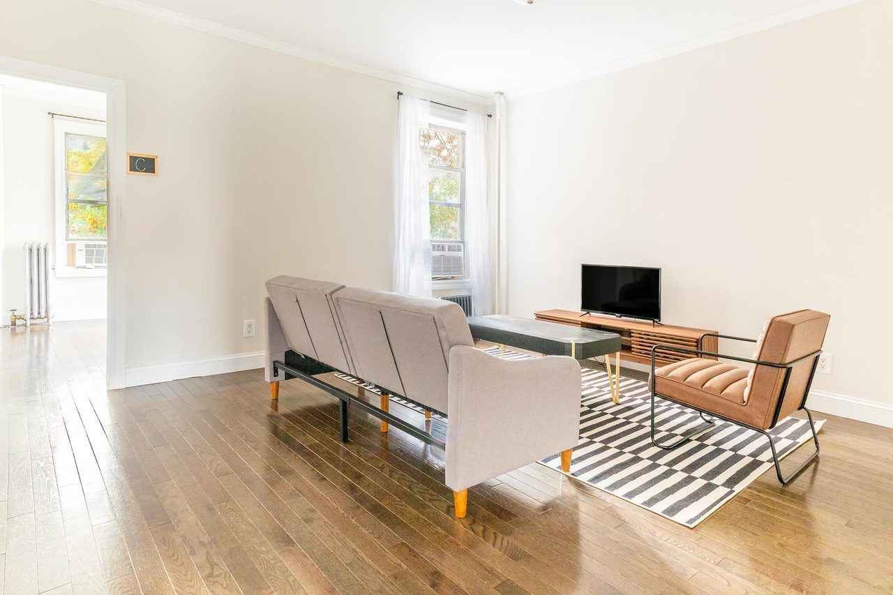 #1609: Astoria - Queen Bedroom D - #1609: Astoria - Gallery - 13