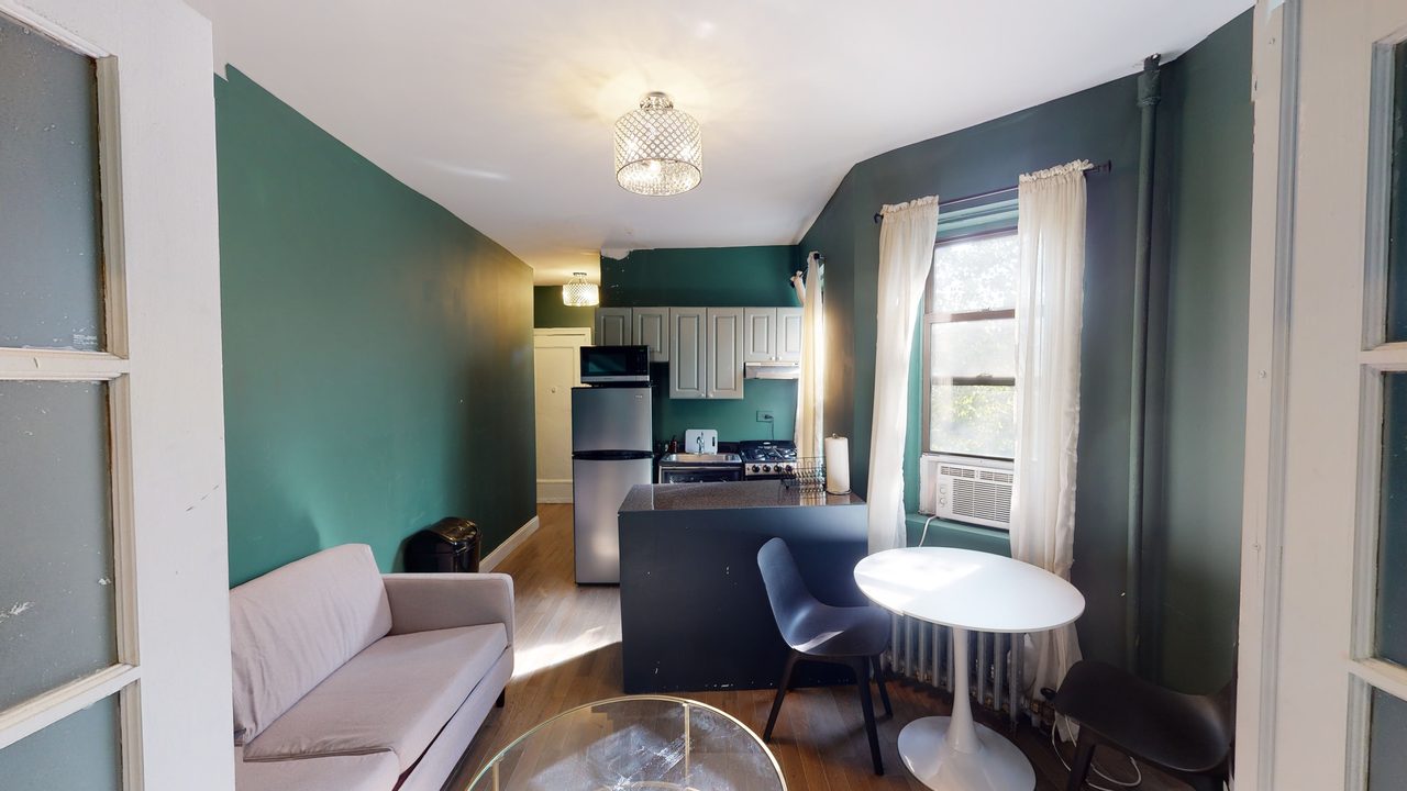  #566: East Village - 1 Bedroom (Queen)  -  #566: East Village  - Gallery -  13