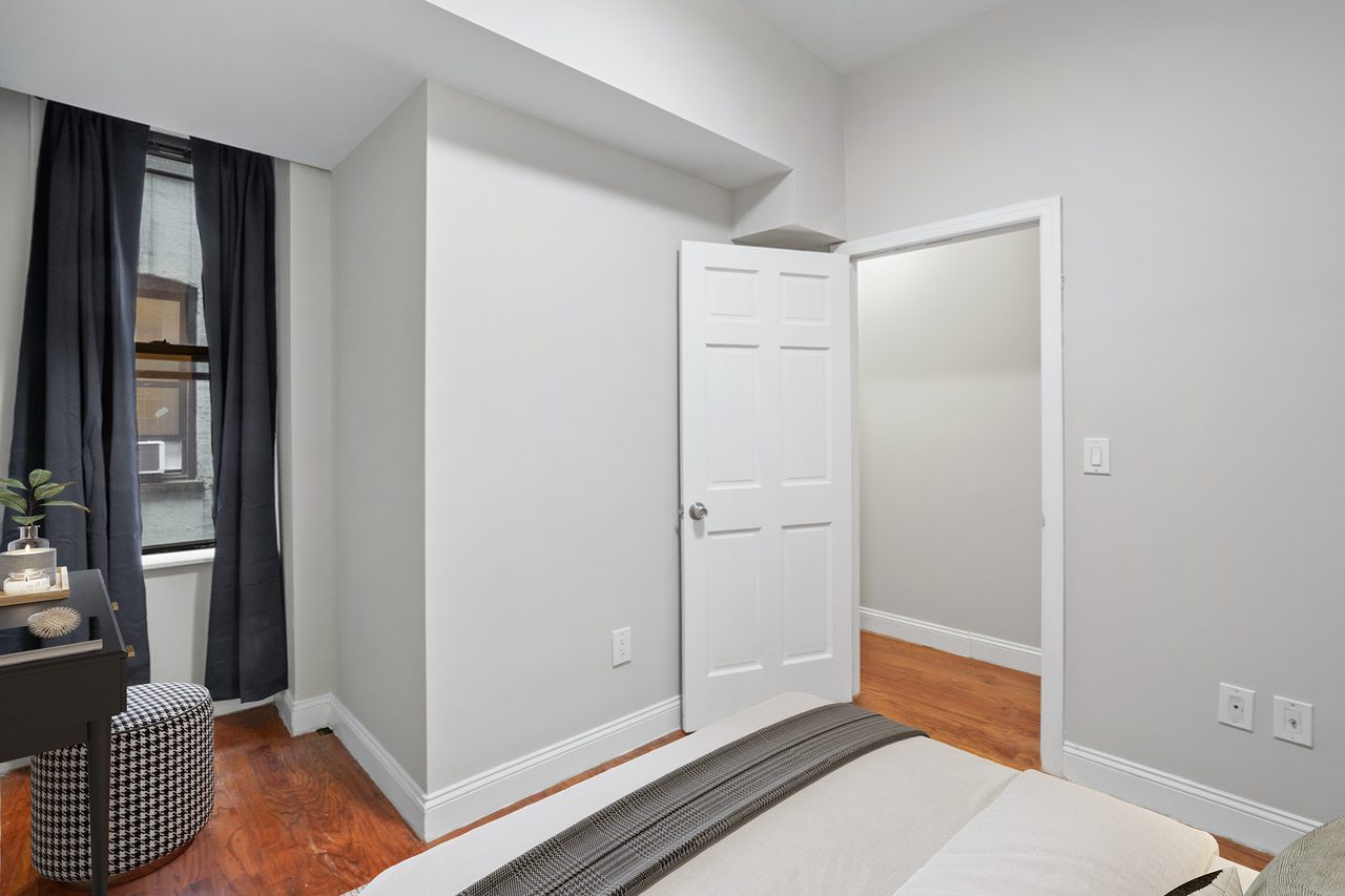 #957: Crown Heights - Full Bedroom B - #957: Crown Heights - Gallery - 2