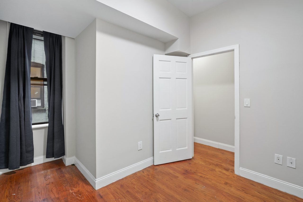 #957: Crown Heights - Full Bedroom B - #957: Crown Heights - Gallery - 3
