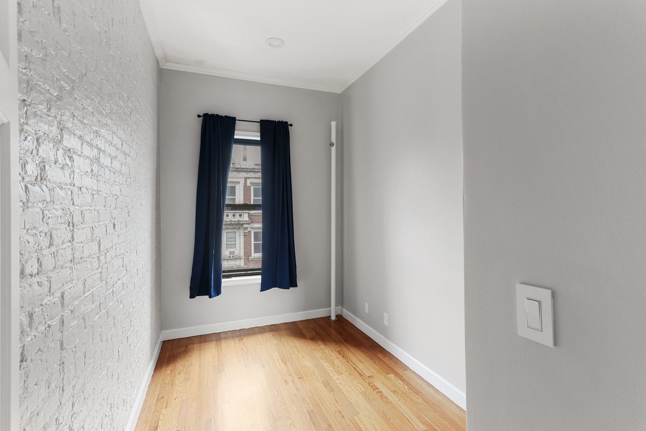 #779: Hamilton Heights - Full Bedroom D - 2