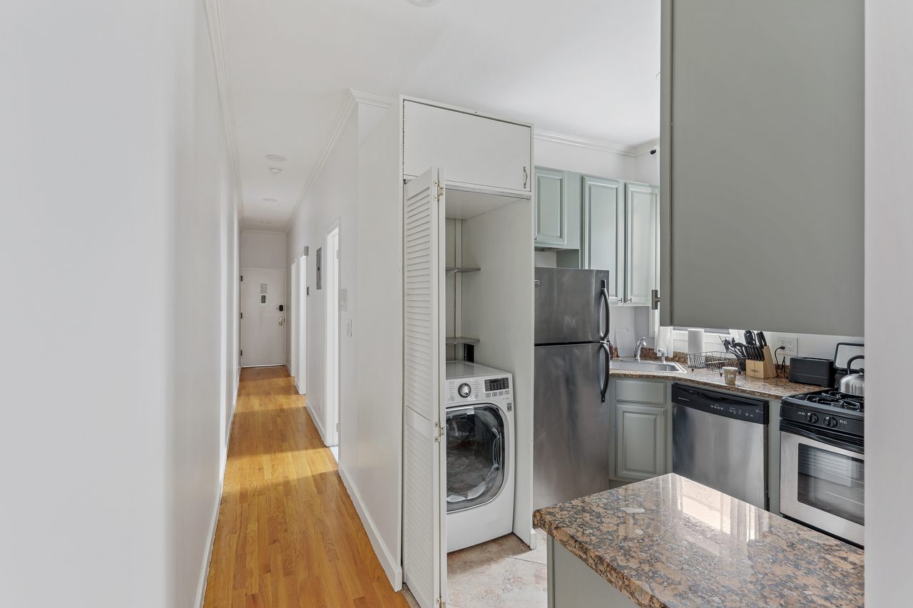  #779: Hamilton Heights - Full Bedroom B  -  #779: Hamilton Heights  - Gallery -  10