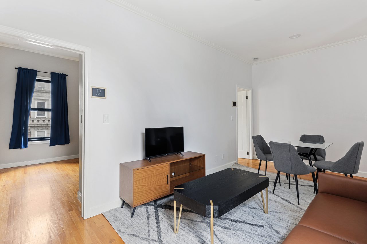  #779: Hamilton Heights - Full Bedroom A  -  #779: Hamilton Heights  - Gallery -  7