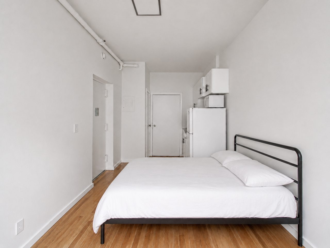 #904: Columbus Circle - 1 Bedroom (Full) - 1