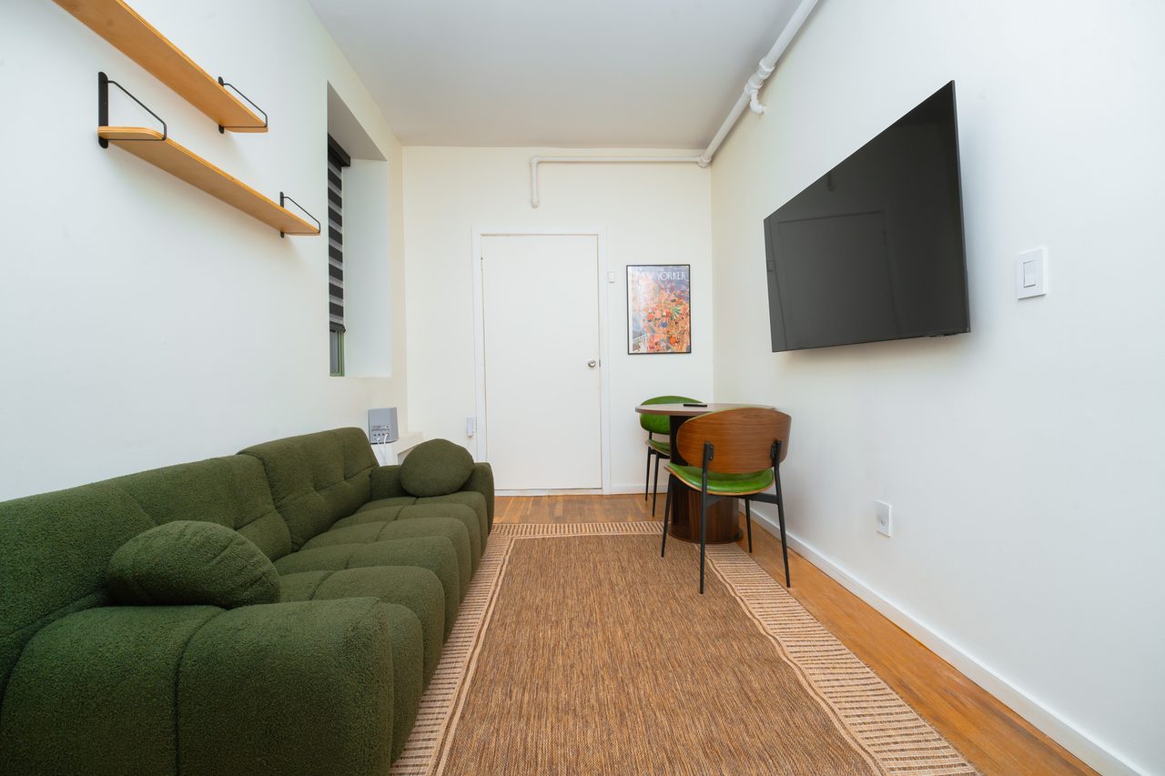 #904: Columbus Circle - 1 Bedroom (Full) - 7