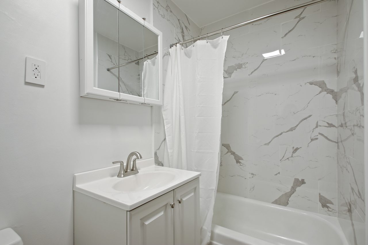 #904: Columbus Circle - 1 Bedroom (Full) - 7