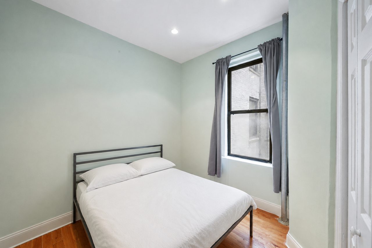 #746: East Harlem - Full Bedroom B - 2