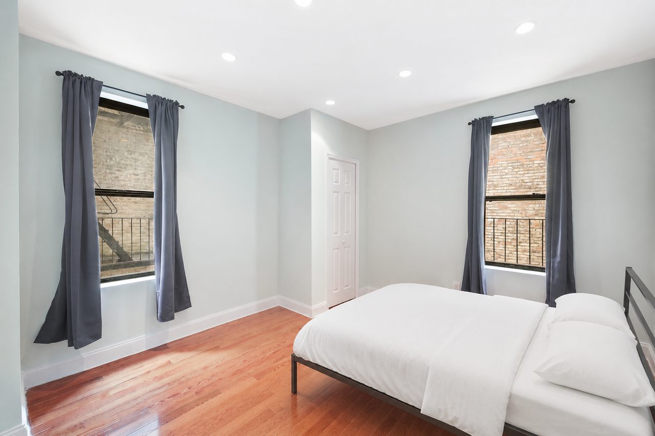 #746: East Harlem - Queen Bedroom A - 2