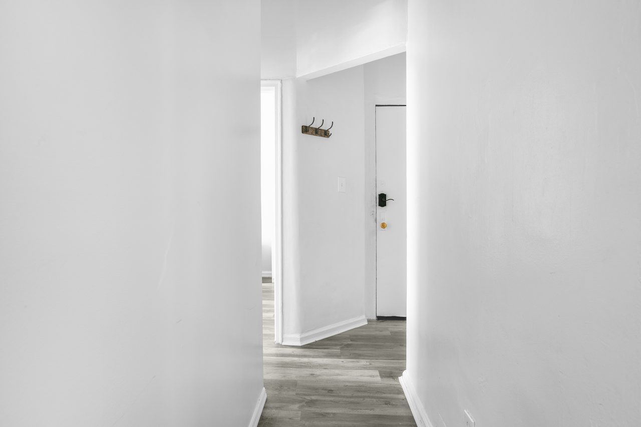  #1361: Lower East Side - Twin Bedroom B  -  #1361: Lower East Side  - Gallery -  10