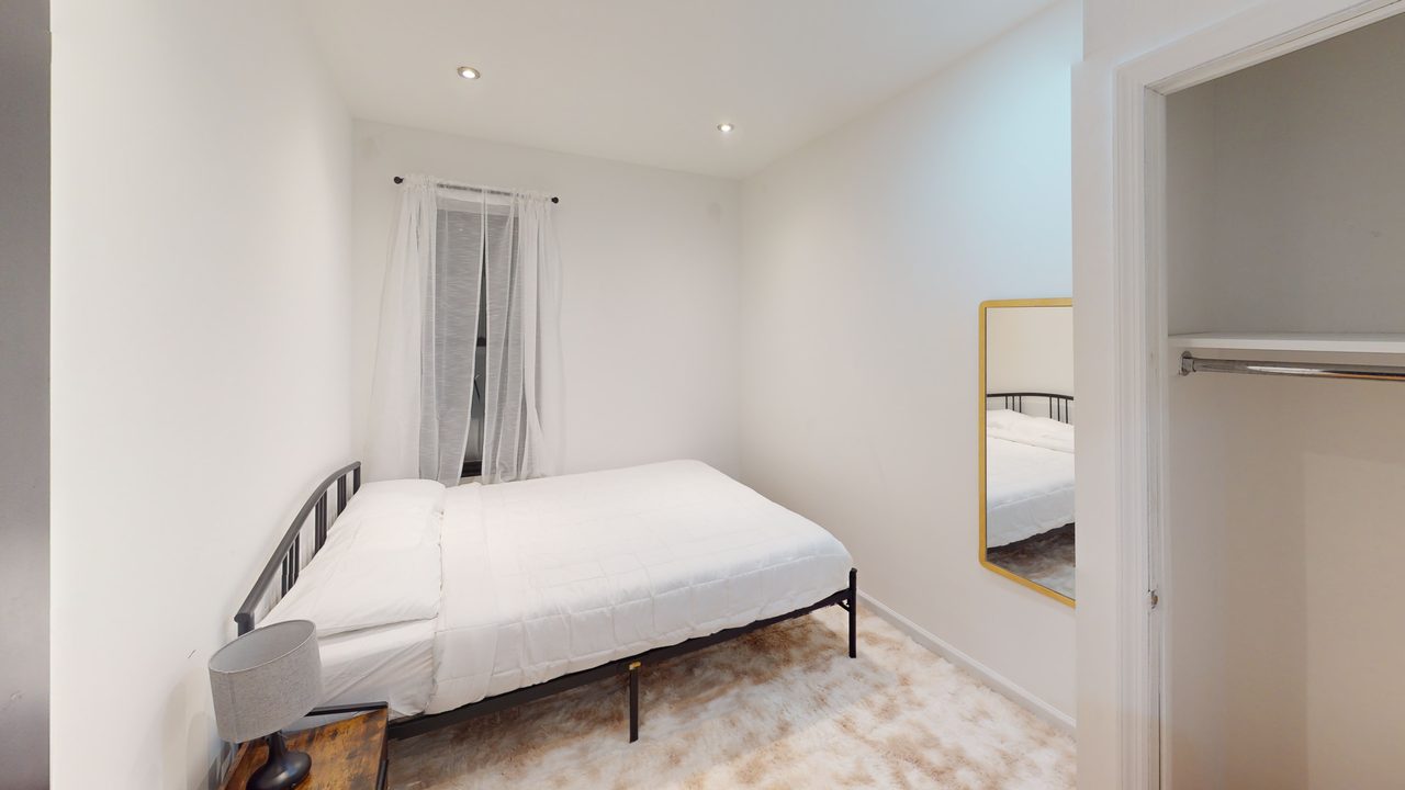 #1791: Upper West Side - Queen Bedroom B - 2
