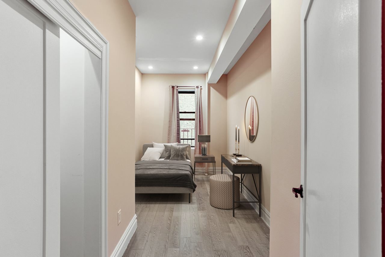 #696: East Harlem - Queen Bedroom B - 6