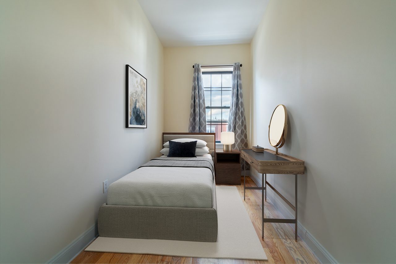 #892: Bushwick - Queen Bedroom A - 14