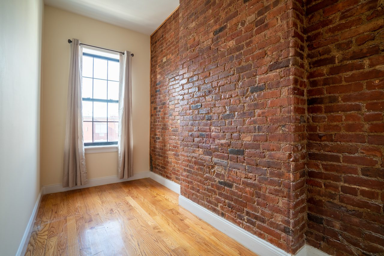 #892: Bushwick - Twin Bedroom B - 3