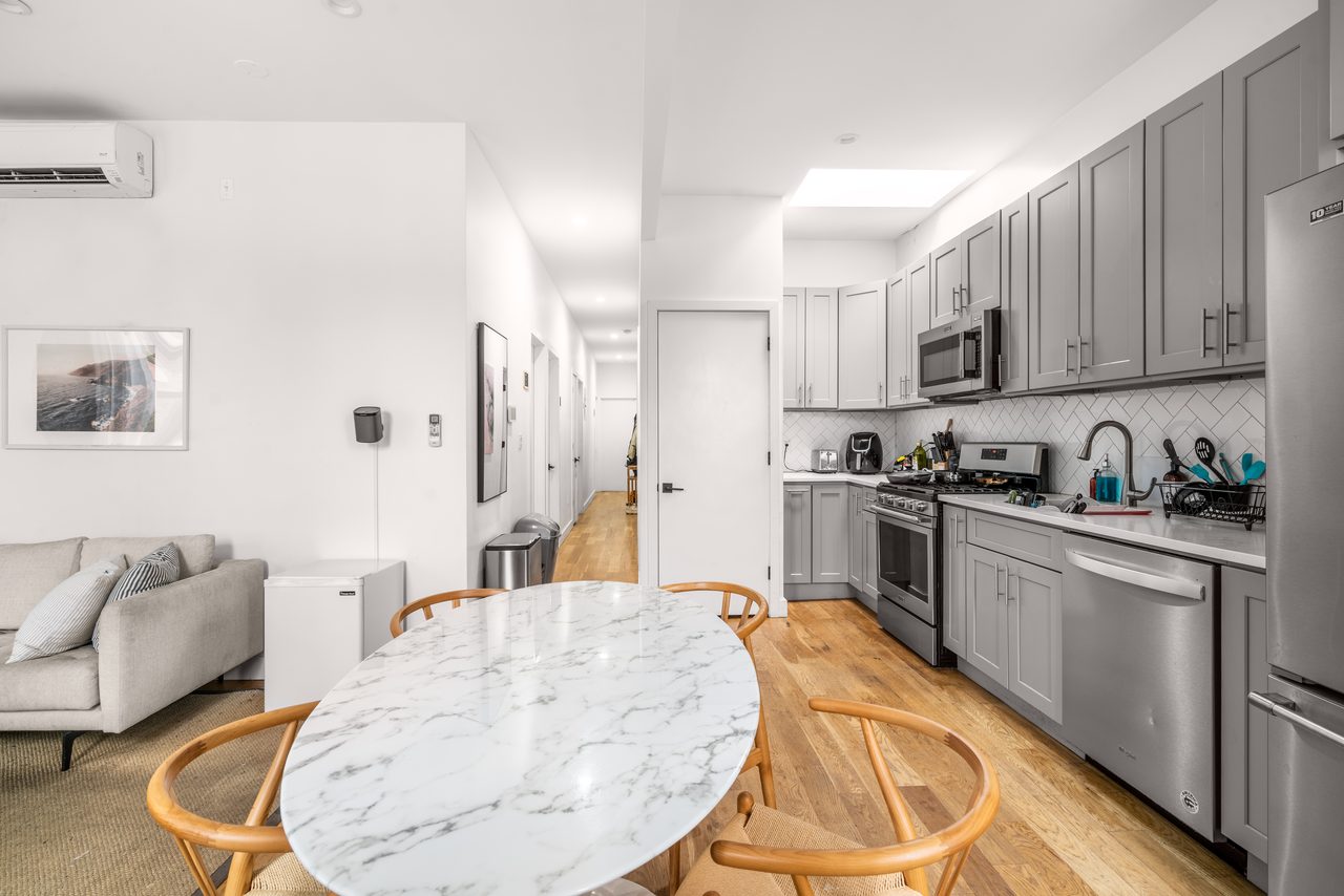 #1408: Ridgewood - Full Bedroom E (Furnished Only) - 14