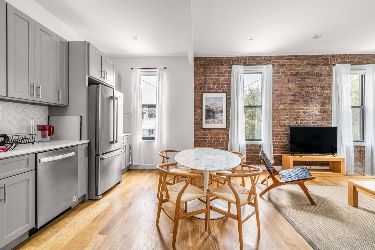 #1408: Ridgewood - Full Bedroom B W/Private Bathroom - 13