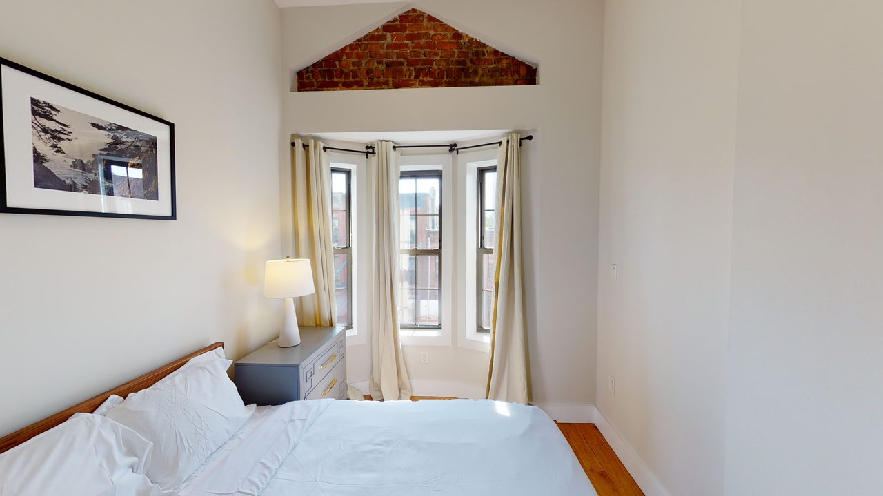 #1290: Bedford-Stuyvesant - Full Bedroom C - 14