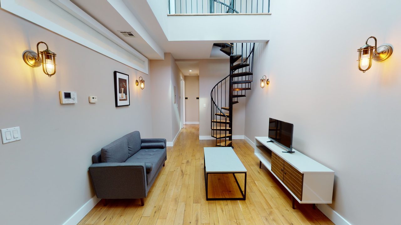 #1290: Bedford-Stuyvesant - Full Bedroom D - 11