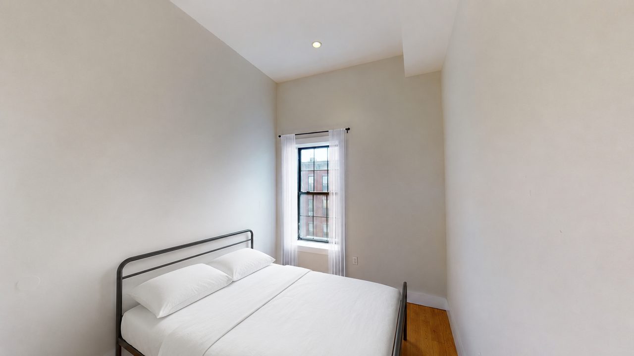 #1290: Bedford-Stuyvesant - Full Bedroom D - 1