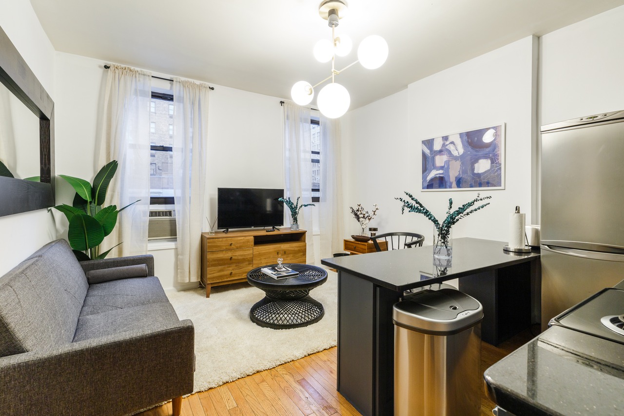  #282: Columbus Circle - 1 Bedroom (Full)  -  #282: Columbus Circle  - Gallery -  3