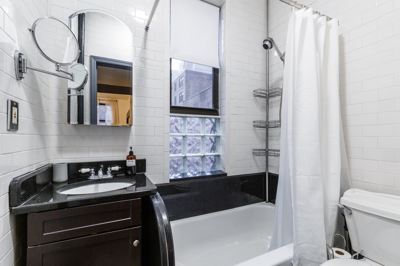 #282: Columbus Circle - 1 Bedroom (Full) - #282: Columbus Circle - Gallery - 5