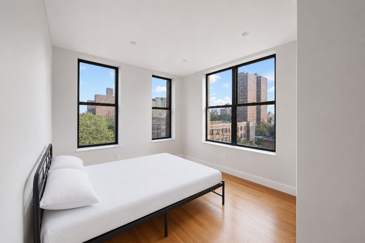 #706: East Harlem - Queen Bedroom B - 13