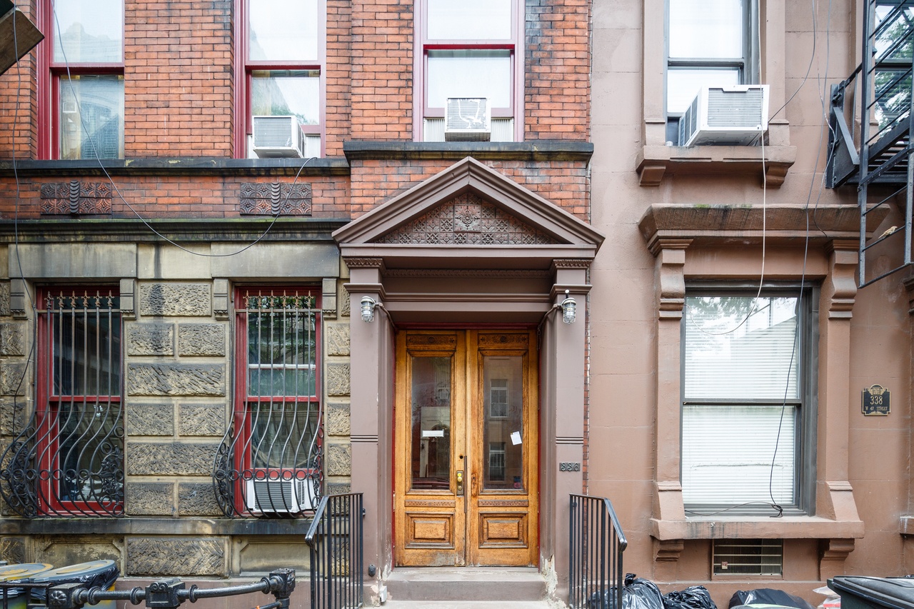  #137: Hell's Kitchen - Full Bedroom 1A  -  #137: Hell's Kitchen  - Gallery -  7