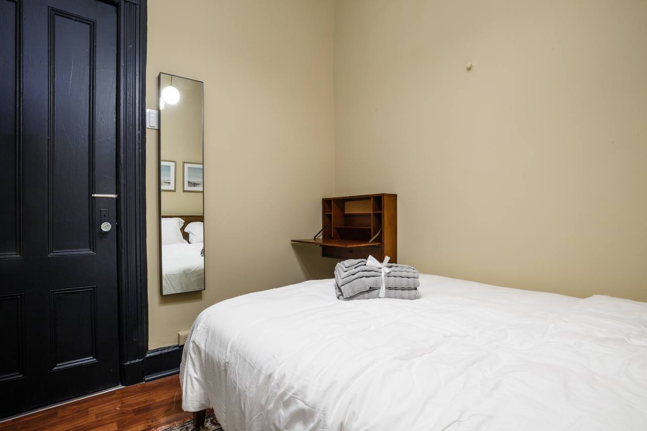  #137: Hell's Kitchen - Full Bedroom 1C  -  #137: Hell's Kitchen  - Gallery -  1