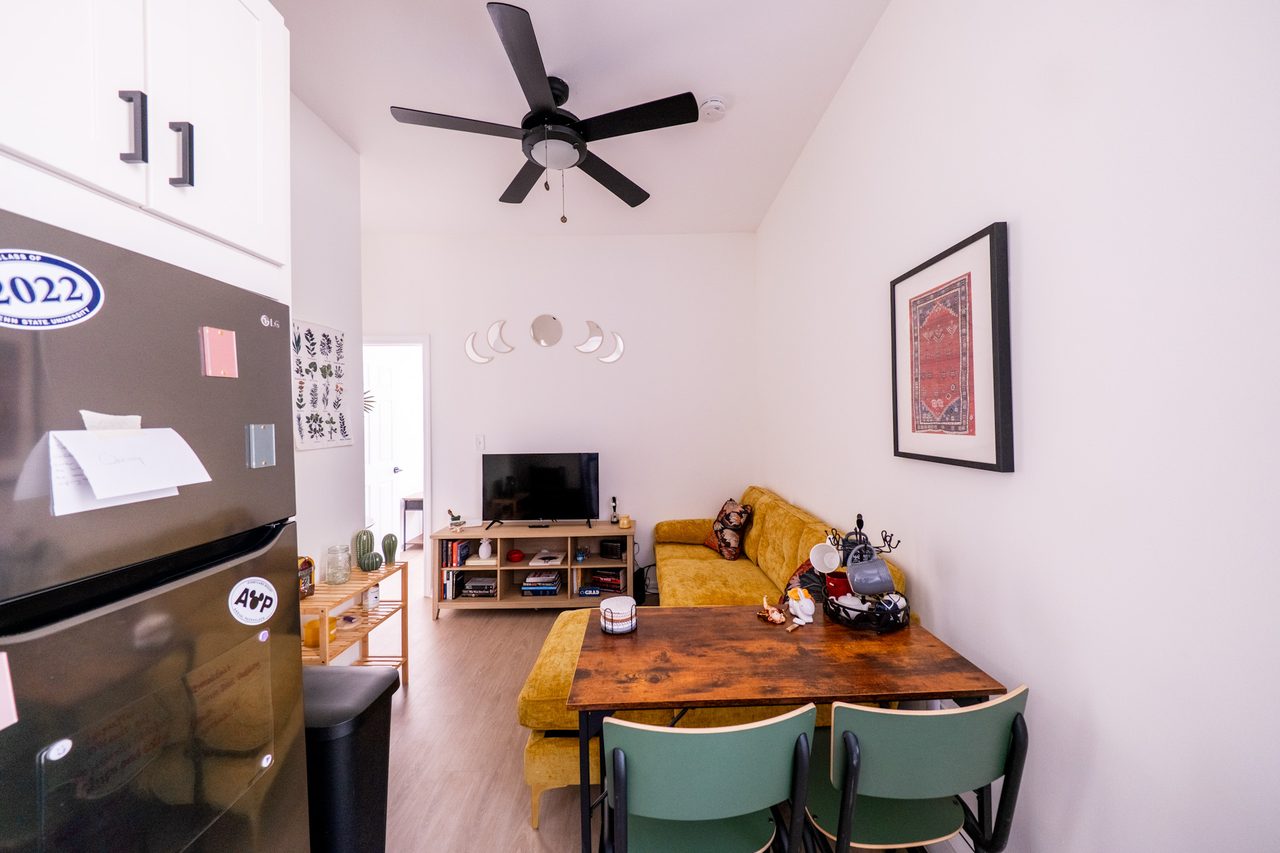 #1807: Bushwick - Queen Bedroom B - 4