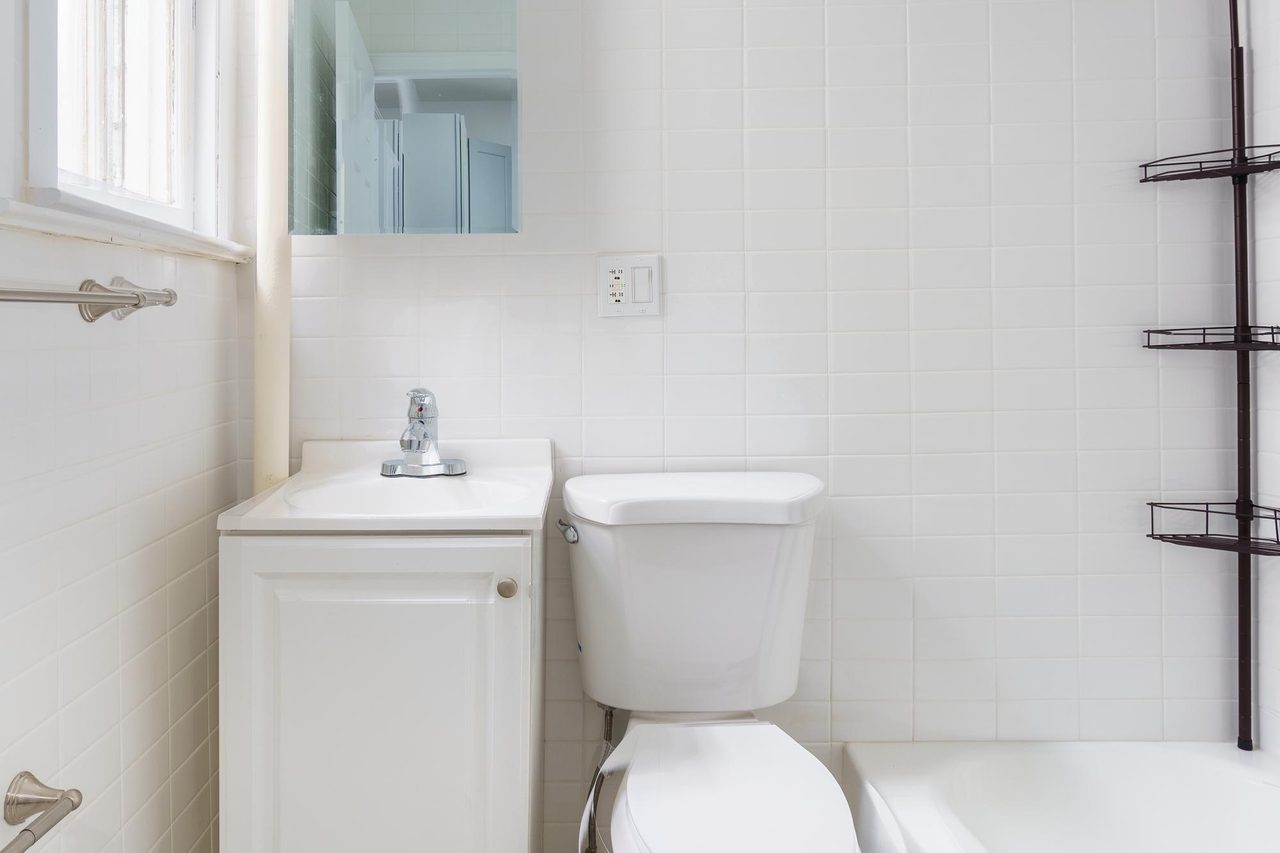  #1266: Astoria - Full Bedroom C  -  #1266: Astoria  - Gallery -  4