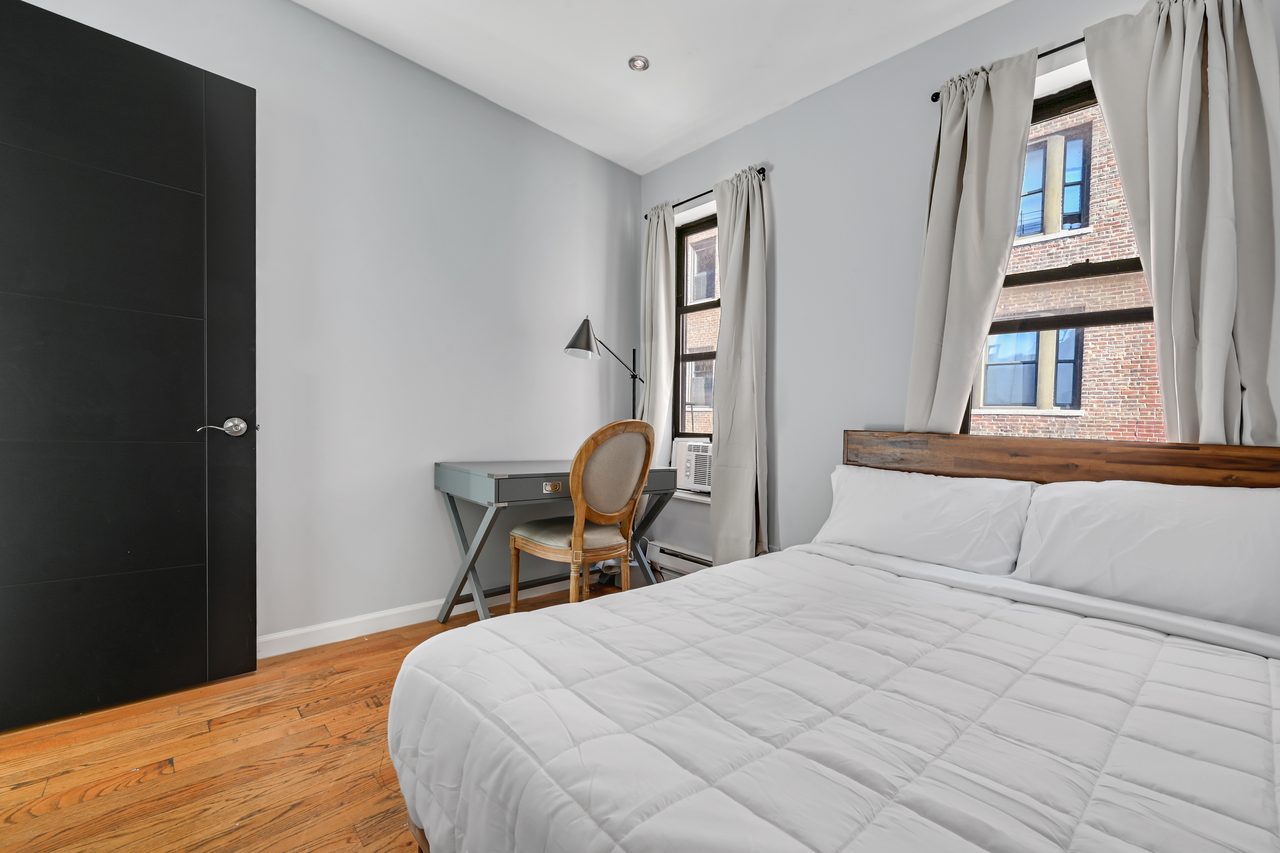 #763: Upper West Side - Queen Bedroom A - #763: Upper West Side - Gallery - 2