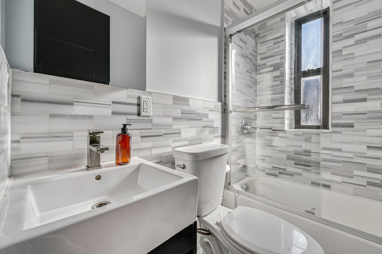 #763: Upper West Side - Full Bedroom C - #763: Upper West Side - Gallery - 11