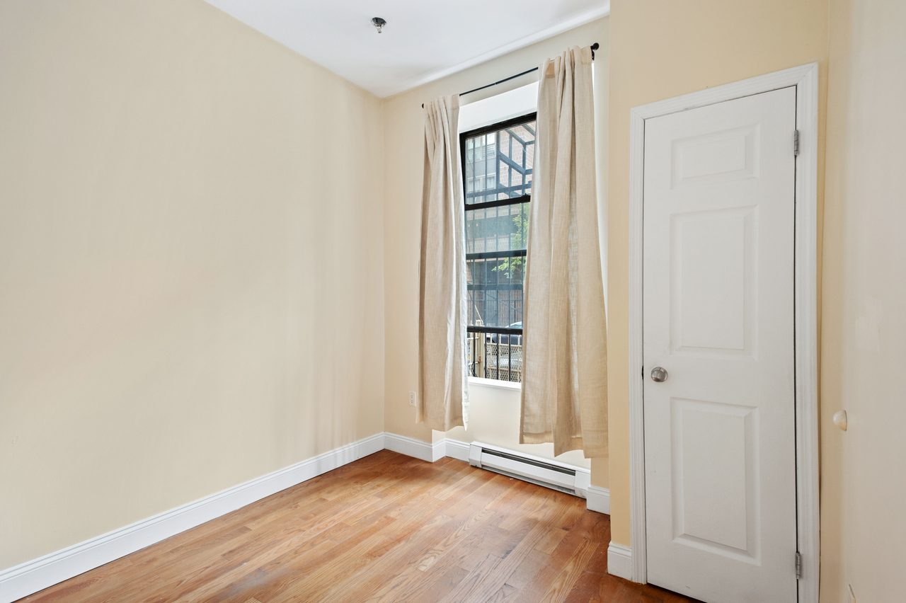 #792: Upper West Side - Full Bedroom B - #792: Upper West Side - Gallery - 12
