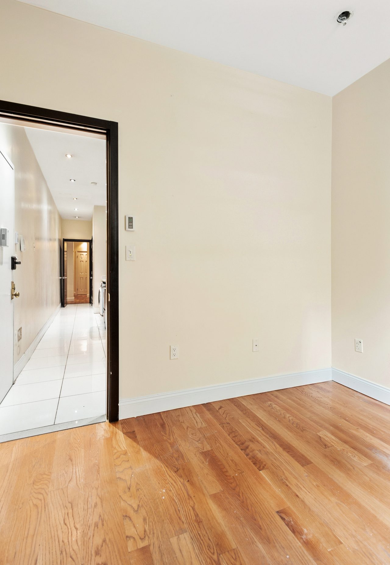 #792: Upper West Side - Full Bedroom B - #792: Upper West Side - Gallery - 11