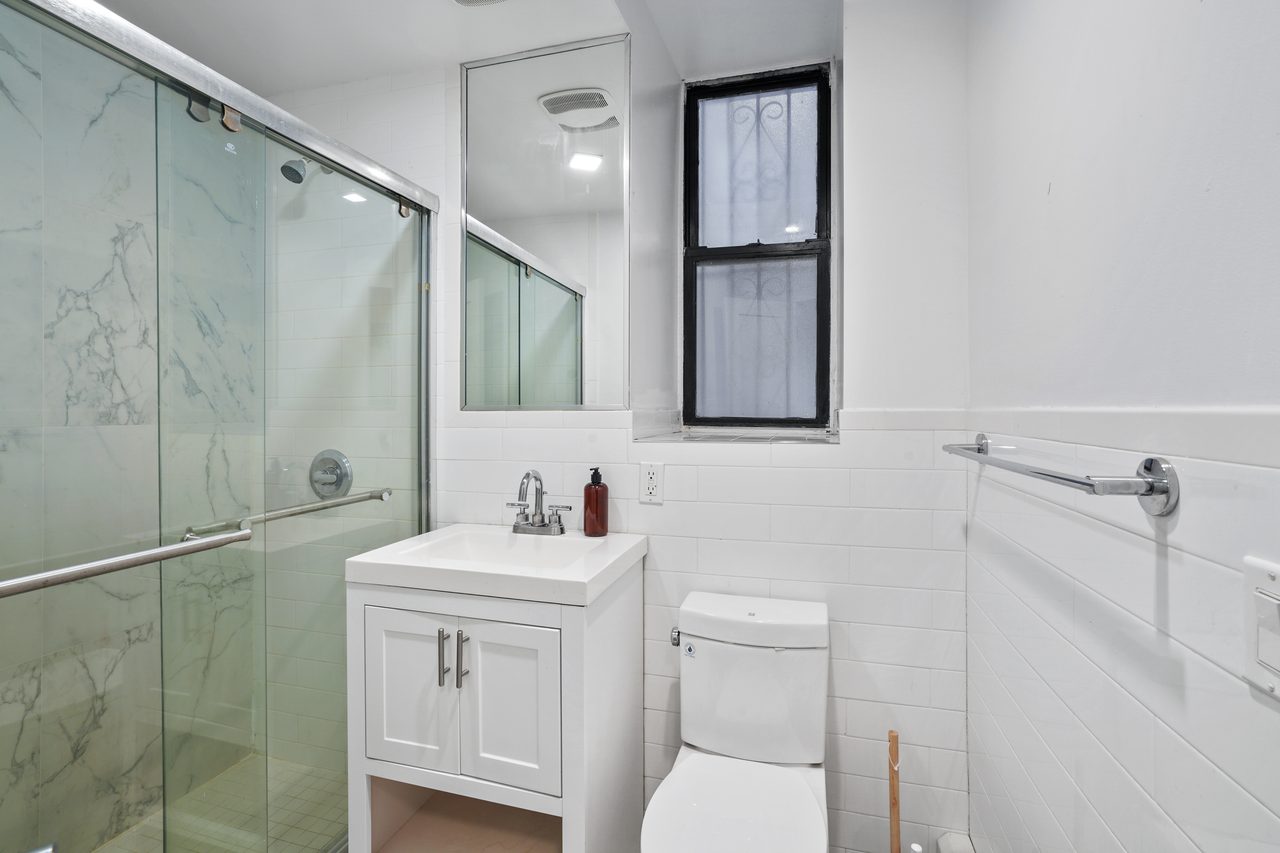 #890: Morningside Heights - Full Bedroom A - 2