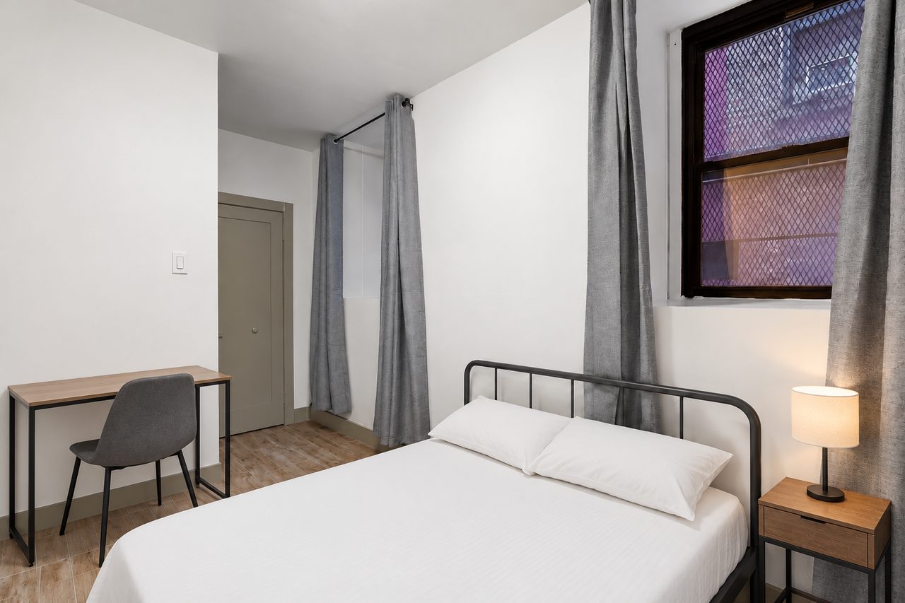 #890: Morningside Heights - Full Bedroom B - 16