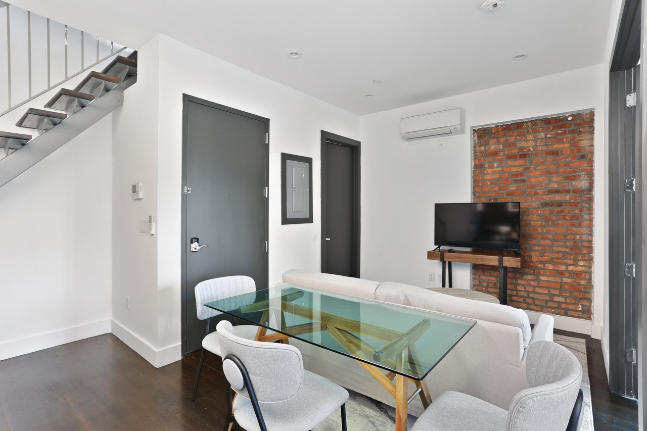 #733: Bedford-Stuyvesant - Queen Bedroom B - 8