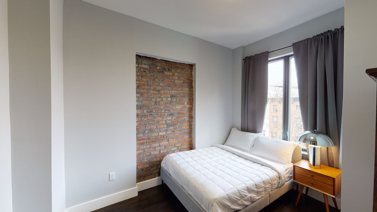 #733: Bedford-Stuyvesant - Full Bedroom A - 1